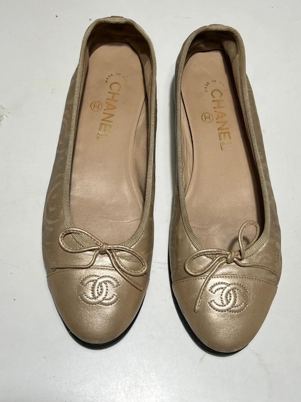 Chanel Metallic gold Nude Ballet Flats
